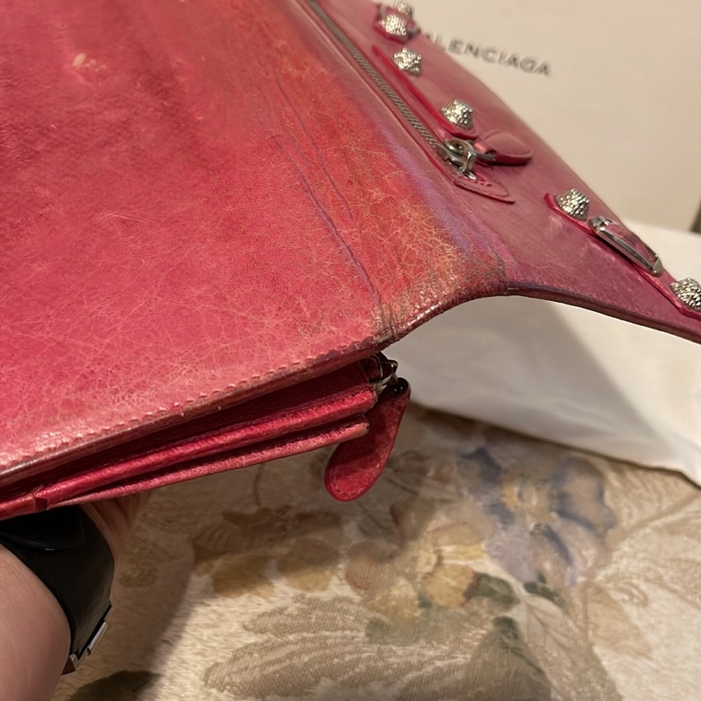 Authentic Balenciaga Wallet - Picture 6 of 17